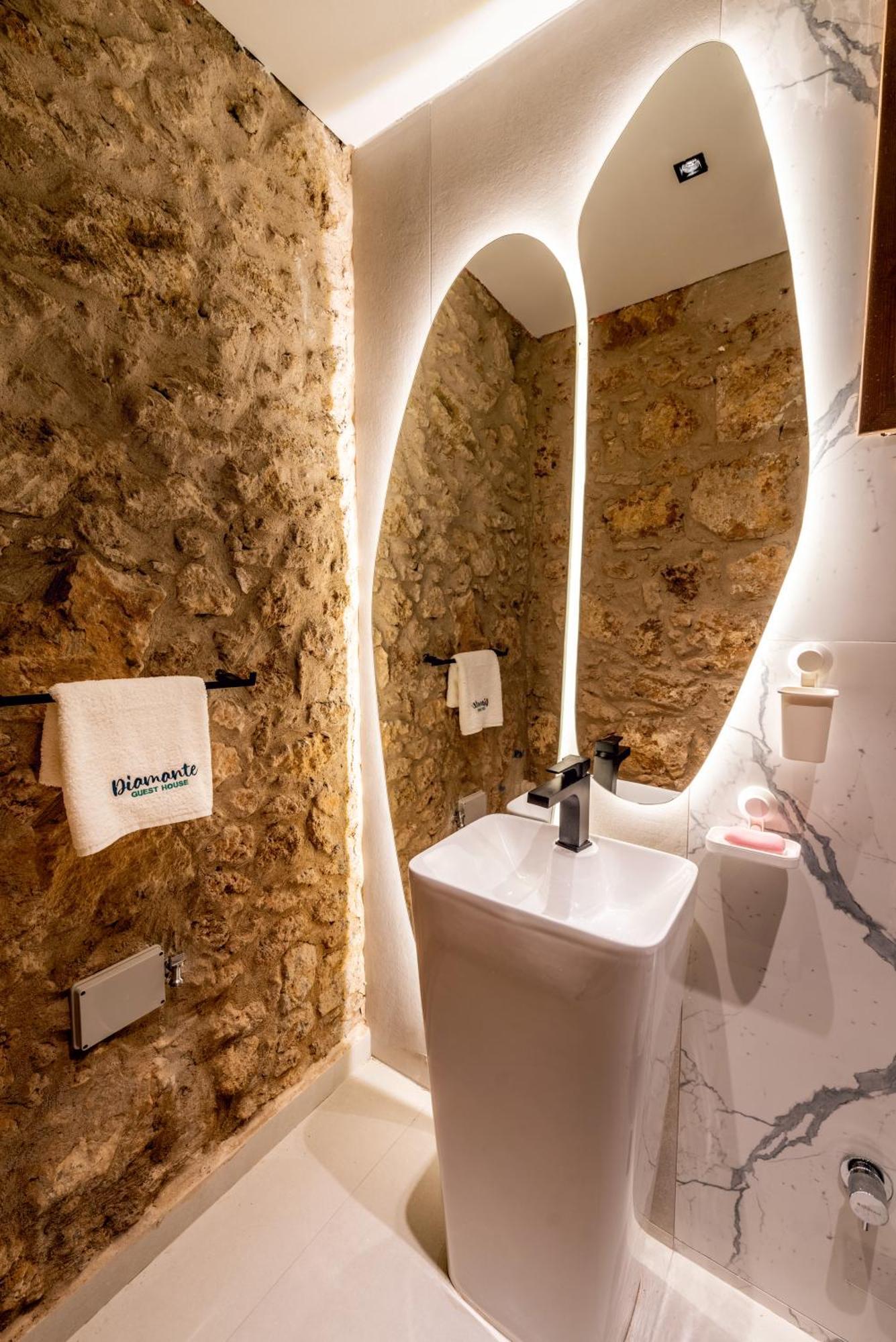 פמגוסטה Diamante Guest House-Stone Room מראה חיצוני תמונה